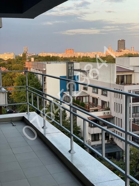 Pajura,Bd. Bucurestii Noi,bl 2017, 4min. metrou Jiului, loc parcare inclus.